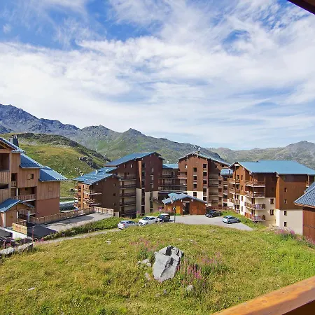 Apartment Les Cimes De Caron-20 By Interhome