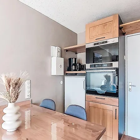 Apartment Cimes De Caron 2207 By Interhome Val Thorens